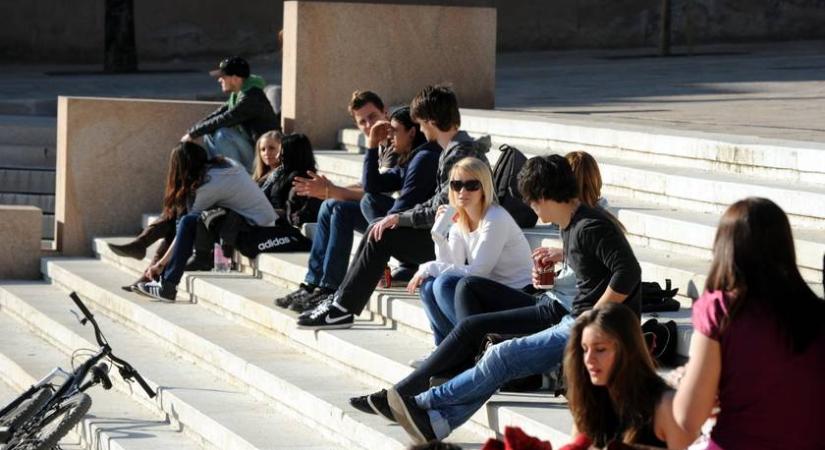 Megbolondult az időjárás: 15 fokos tavaszias meleg jön – ekkor érkezik