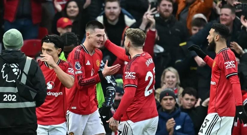Hihetetlen fordulattal ért véget a Manchester United bajnokija