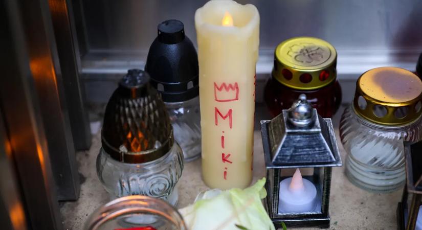 Gyász a Pozsonyi úton: Így fest Fenyő Miklós háza egy nappal a tragédia után