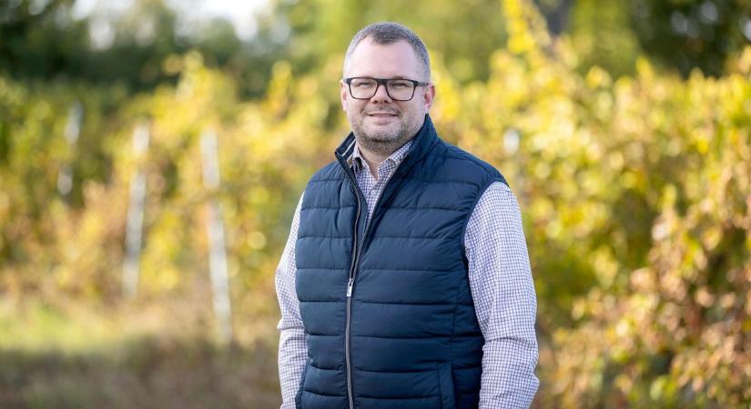 A család biztonságát emelte ki Fekete Dávid miniszteri biztos