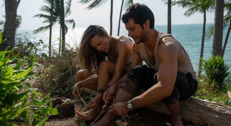 Nincs annál nagyobb horror, mint lakatlan szigeten ragadni a főnökünkkel