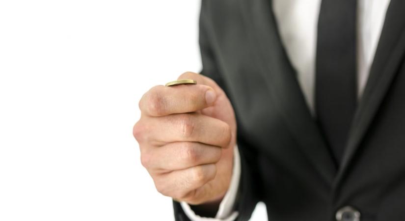 Fej vagy írás? Így növeld a győzelmi esélyeid érmefeldobásnál