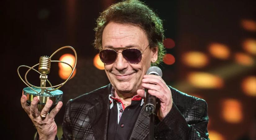 Az Irigy Hónaljmirigy is búcsúzik Fenyő Miklóstól: „Furcsa helyzet egy paródia, miután elhunyt valaki”