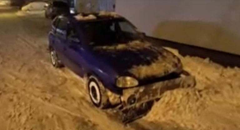 Raklapból eszkábált hókotróval mehetett az útra a Heves vármegyei polgármester, eljárás indult az ügyben