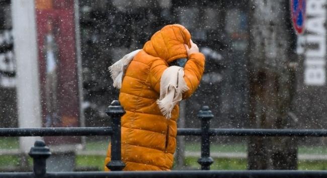 Hétfőn is hidegfronti tünetekre készülhetnek a frontérzékenyek