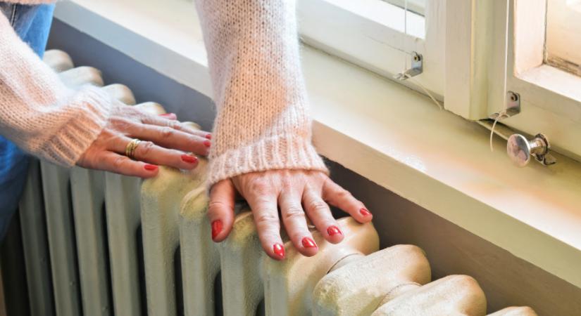 A tűzoltók figyelmeztetnek – ezeket a dolgokat tilos a radiátor közelében tartani