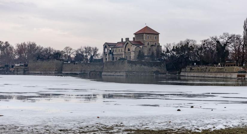 Csapadékból nem lesz hiány: havas eső és szitálás érkezik hétfőn