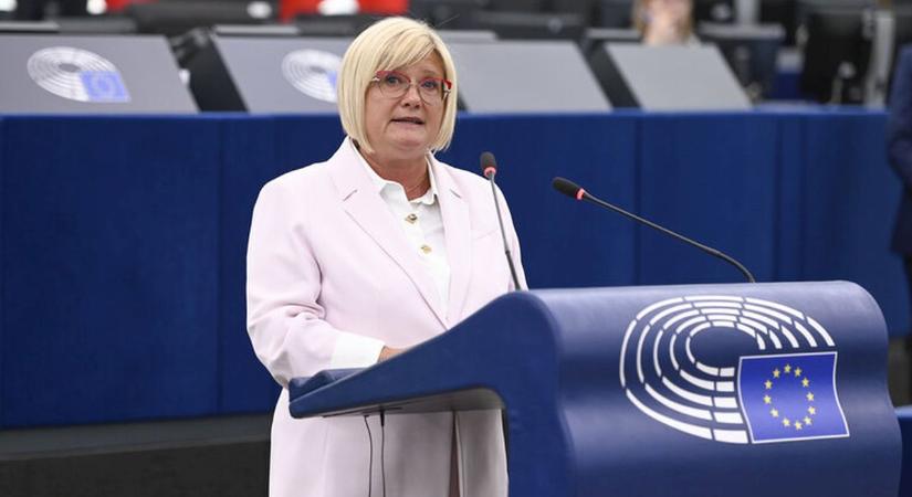 Gál Kinga: Erősödnek a Patrióták, repedeznek a brüsszeli falak