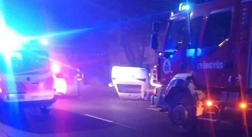 Hajnali csattanás Mátrafüreden - álmából riadt fel, ám azonnal segített a tűzoltó