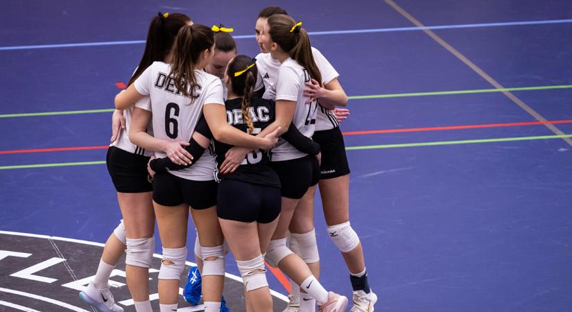 Győzelemmel rajtoltak a középszakaszban a DEAC női röplabdázói