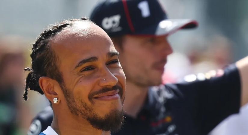 Most lebukott: vele randevúzik titokban Lewis Hamilton!