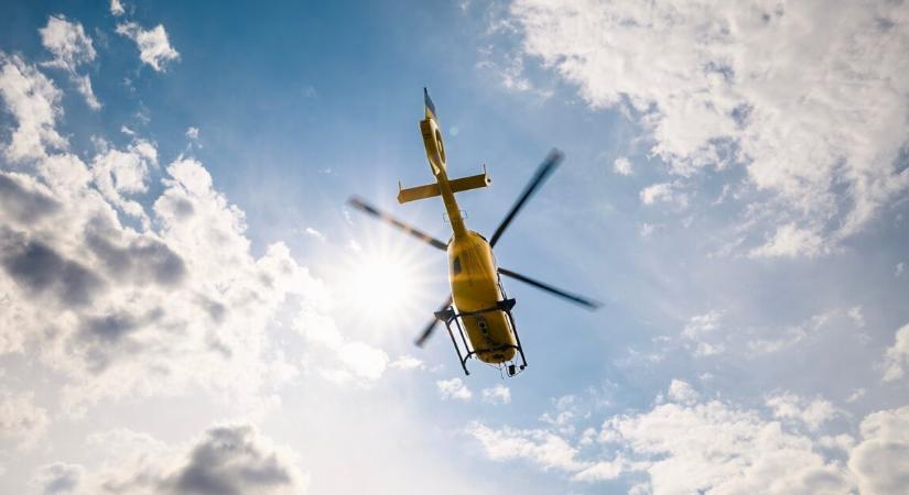 20 métert zuhant egy 19 éves fiú – mentőhelikopterrel rohantak érte