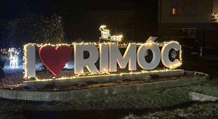 Önazonosság: Rimóc eleve kizárja, hogy a legszegényebbek igénybe vegyék az uniós pénzből nekik épített lakásokat