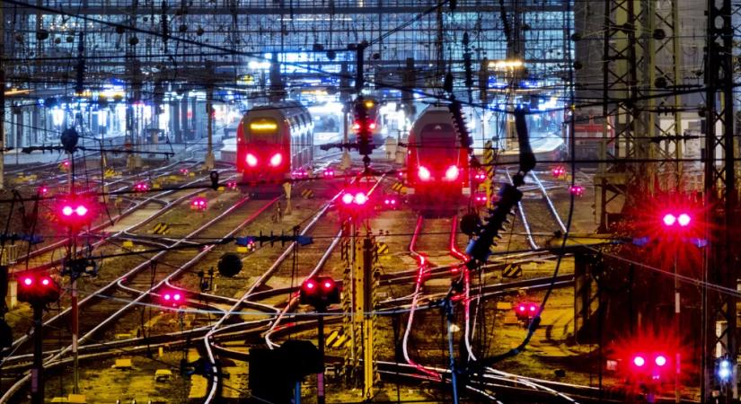 Országos tömegközlekedési sztrájk béníthatja meg az ingázást hétfőn Németországban