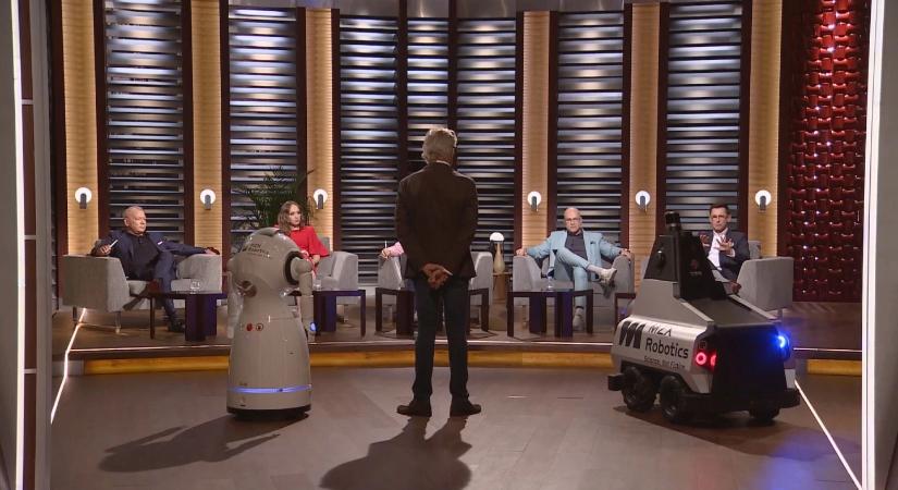 „Leállíthatjuk?” – Lakatos István kiborult a Cápák között őrző-védő robotjától