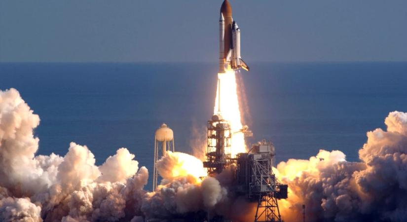 Hét űrhajós veszett oda a Columbia űrsikló tragédiájában