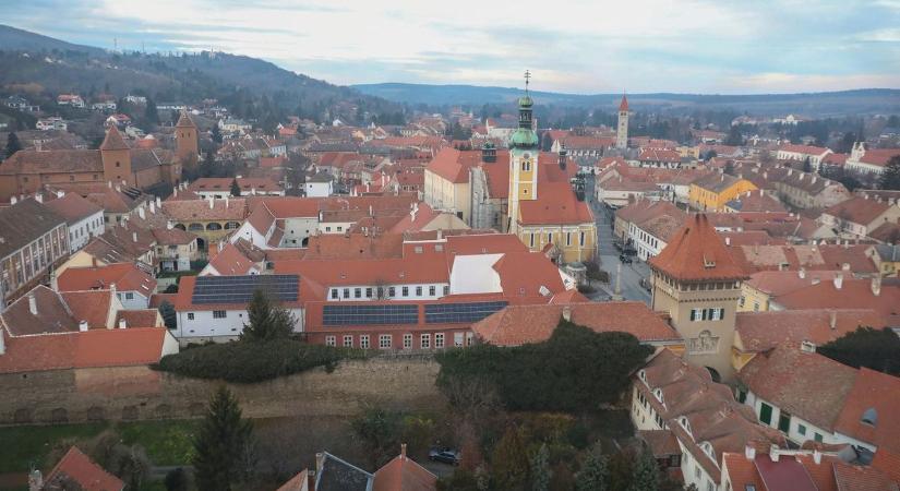 Kőszegi üzletből rúgtak ki egy nőt, aki ezért többször is bosszút állt