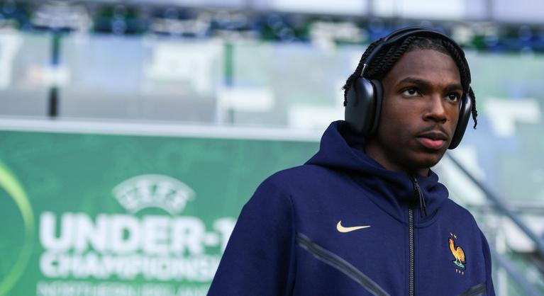 60 millió fontért igazol új védőt a Liverpool, de akad a történetben egy jelentős csavar