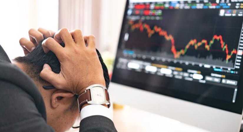 Szakadnak a tőzsdék, zuhan az arany és az ezüst ára Trump bejelentése után