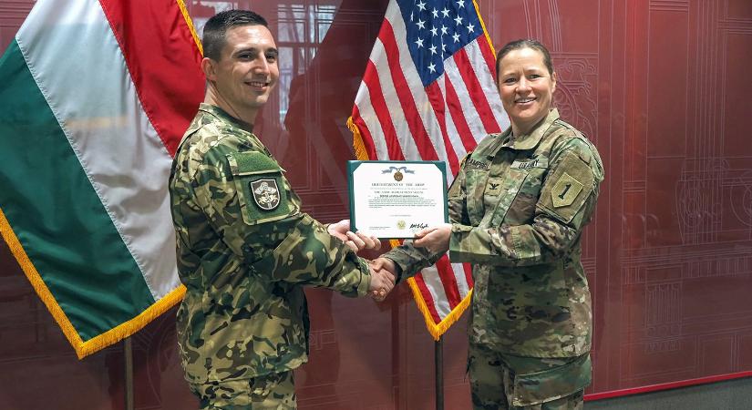 Vásárhelyi hadnagy kapott amerikai kitüntetés