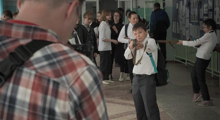 SENKI TANÁRÚR PUTYIN ELLEN – Ha csak egy filmet nézel meg idén…