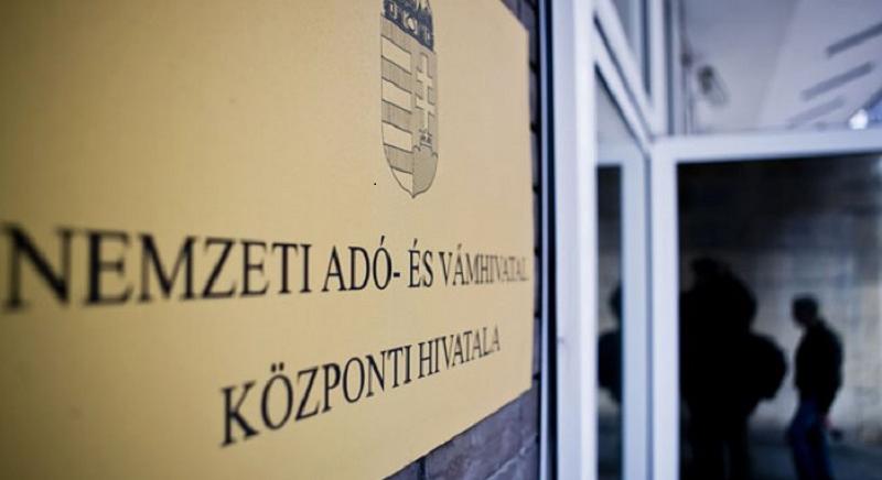 Adatlapok és nyomtatványok „NAV-ügyekhez”