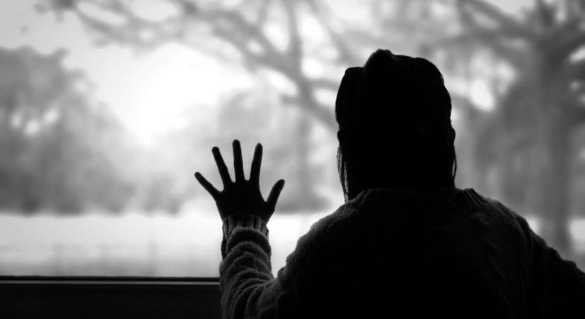 Eltűnt 16 éves lányt keresnek a dombóvári rendőrök