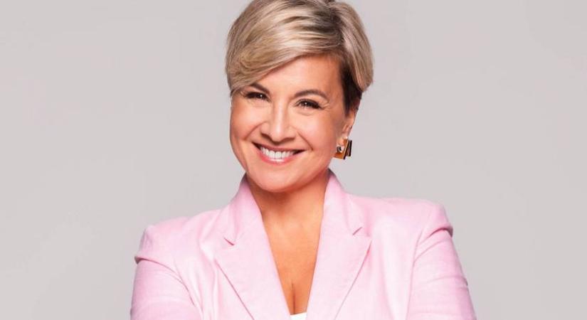 Ábel Anita jóképű olasz párjával szelfizett: Roberto igazi szívtipró