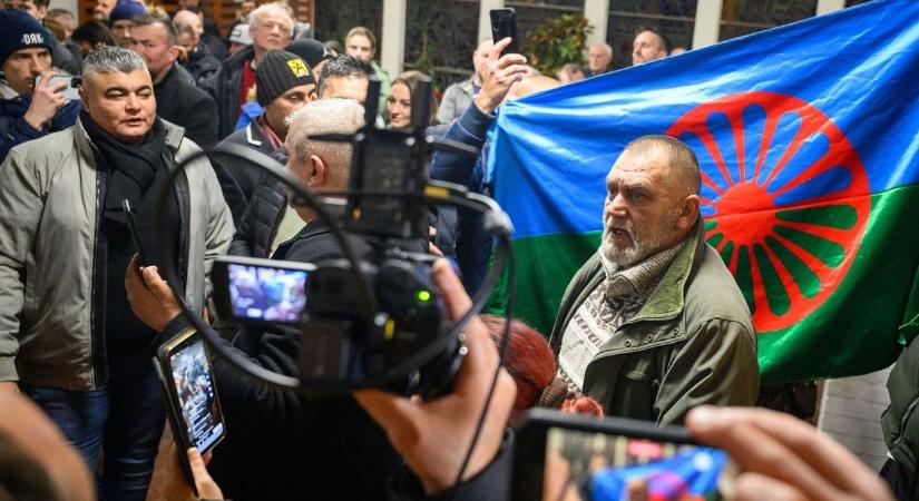 Rendőrségi nyomozás jöhet a Lázárinfón randalírozó, büntetett előéletű provokátorok miatt