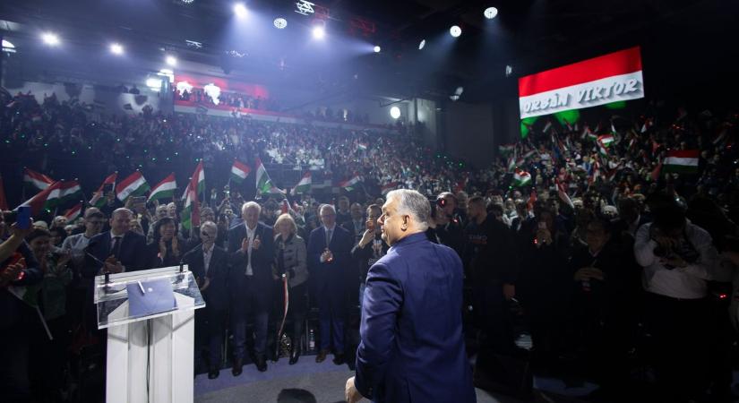 Finom ebédet kapott Orbán Viktor a háborúellenes gyűlés után (videó)