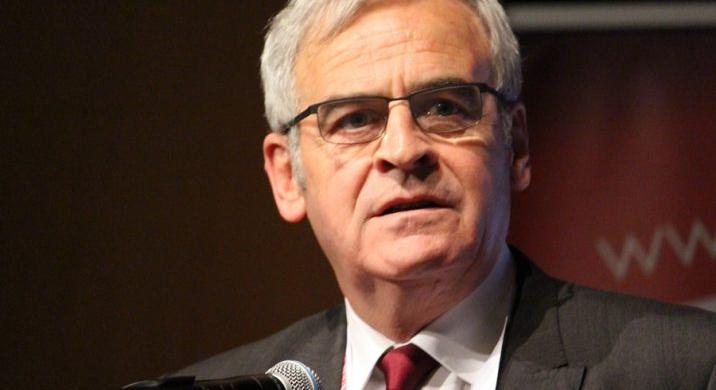 Tőkés László: nem szabad feladni az autonómiatervezetek román parlament előtti képviseletének a lehetőségét