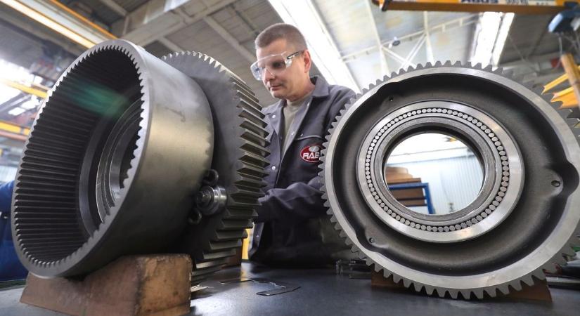 Óriási a tétje az Orbán Viktor által bejelentett feltámasztásnak: a legendás magyar márka a nemzetközi piacokon is tarolhat – minden, amit a Rába-sztoriról tudni kell