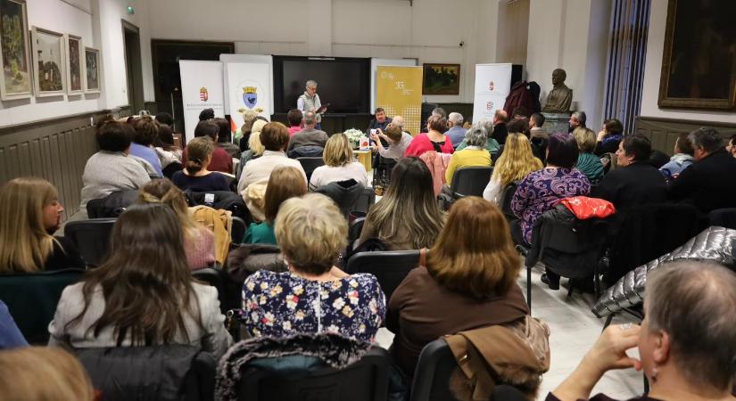 A szórvány koncentrált erő: pedagógusok keresték a megmaradás útjait Nagyenyeden