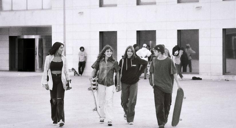 Nagy Z generációs kutatás készült: Érzékenyek a túlterheltségre