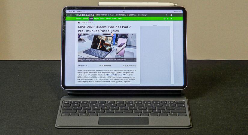 Közönségkedvenc tábla készül hazai startra