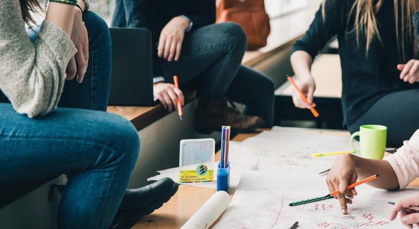 Idén rekordhosszú lesz a tavaszi szünet az iskolákban