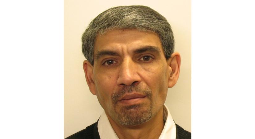 Körözött bűnöző bujkál a rendőrök elől, börtönben lenne a helye