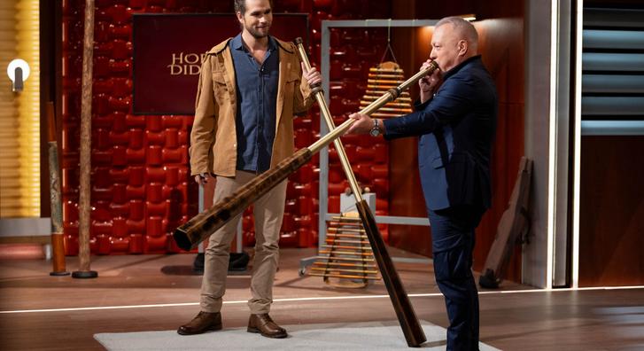 Cápák között: Balogh Levente ősi, gyógyító erejű hangszert próbált megszólaltatni