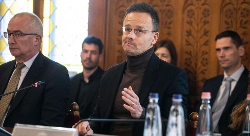 Szijjártó Péter állt a szavát