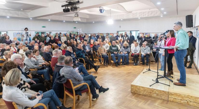 Lázárinfó Pusztaszabolcson: változott a kezdési időpont