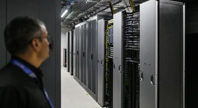 India húszéves adókedvezményt jelentett be az Indiába települő MI- és felhőszolgáltatóknak