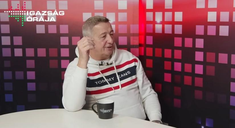 Bayer Zsolt a Gyöngyösön tüntető cigányokról: Mennyivel jobb lett volna nekik is meg a világnak is, ha bűnözés helyett szart pucolnak a vonaton