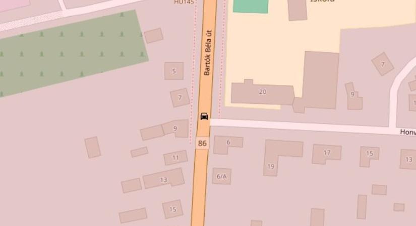 Két autó ütközött Csornán, tűzoltók vonultak a helyszínre - sávlezárás