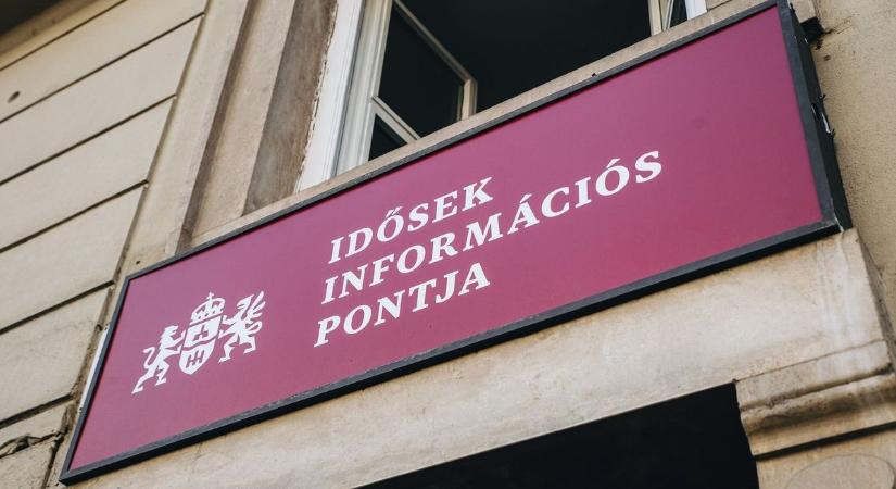 Ingyenes lett a szolgáltatás a 60 év felettieknek, segítséget kapnak az idősek