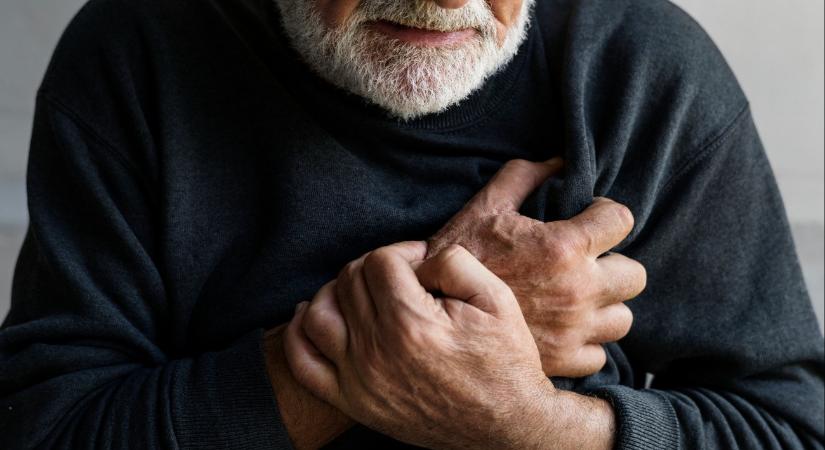 Rajtakapta a betörőt a kertjében az idős férfi, infarktust kapott