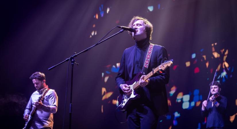 Két tag is kilép az Aurevoir.-ból