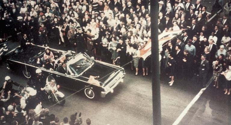 48 év után előkerülhet a Kennedy-gyilkosság rejtélyét megoldó amatőr film