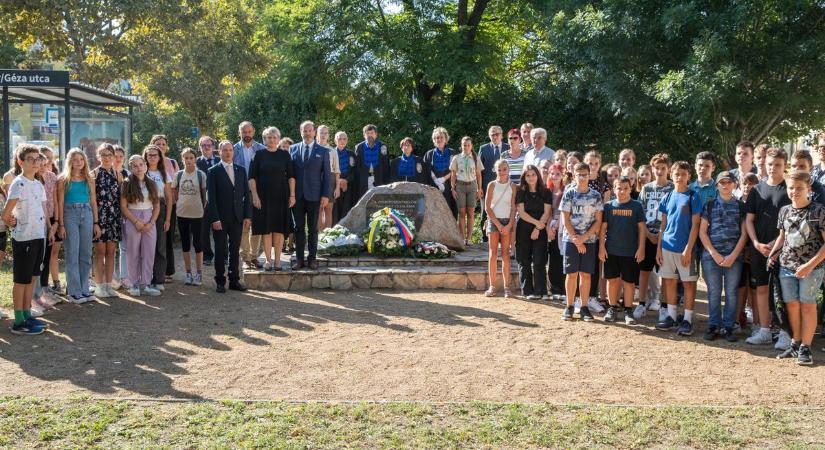 Verses sétánk utolsó, befejező állomása Wilhelm Ottóval – 14.