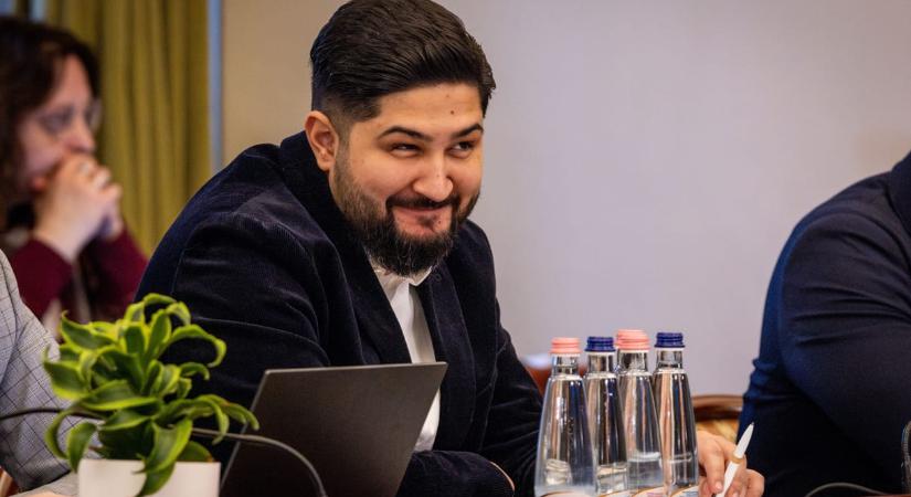 Frappáns választ adott Deutsch Tamásnak a zuglói polgármester