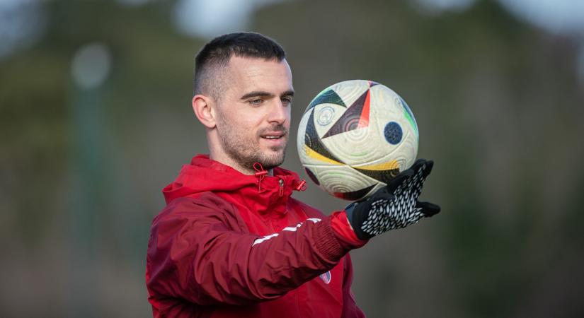 Légiósok: Holender első bajnokiján nagyon finom gólpasszt adott, de Camaj elrontotta az örömét - videó